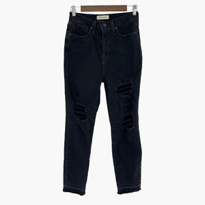 Madewell The Mom Jean in Raney Wash Knee‎ Rip Edition